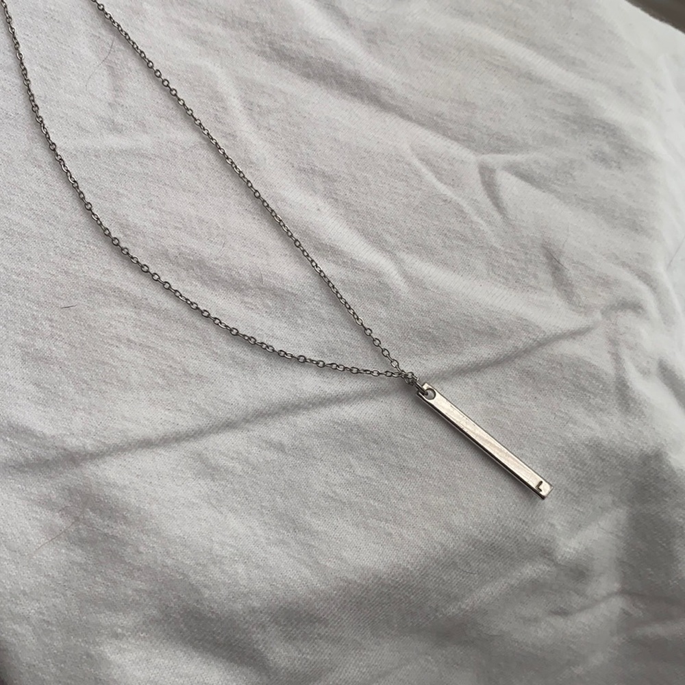 "L" bar necklace